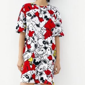 Zara Peanuts Graphic Tee Dress in White, Red & Black